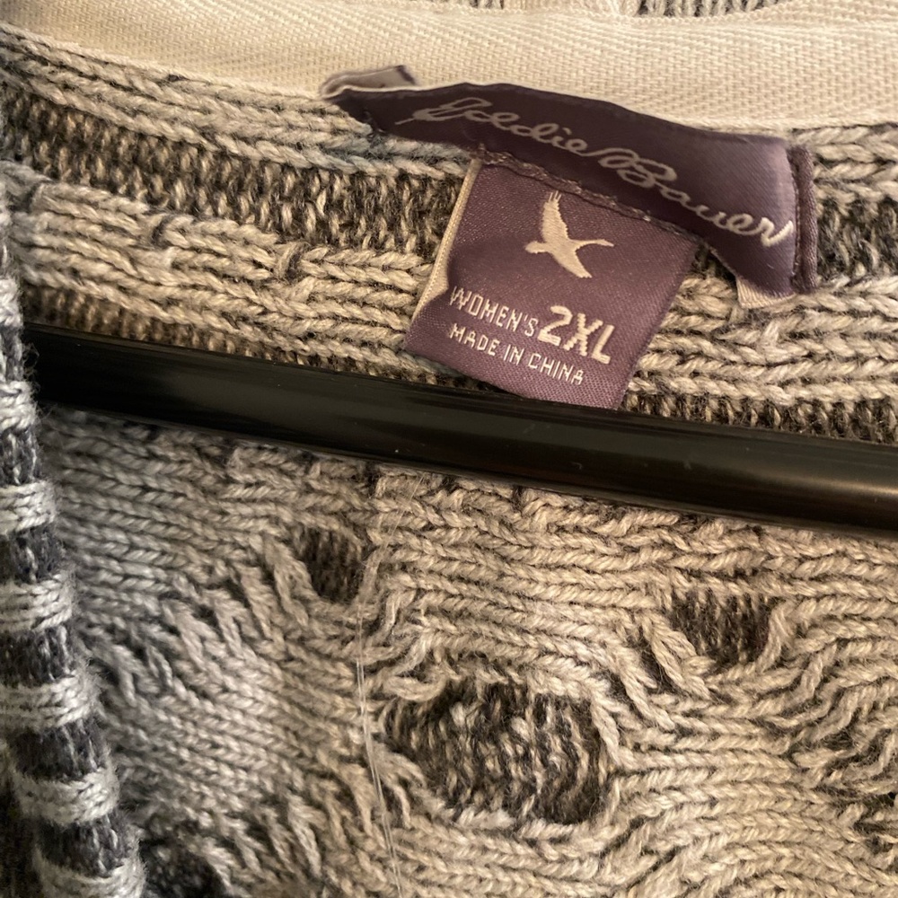 Eddie Bauer Gray Hooded Sweater - Picture 4 of 4